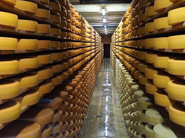 Gruyere a4.JPG