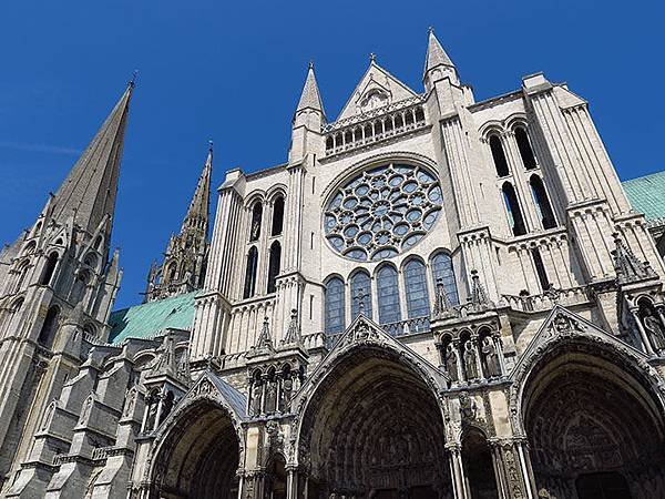 Chartres a2.JPG