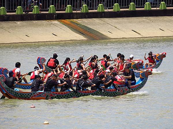 Dragon Boat c4.JPG