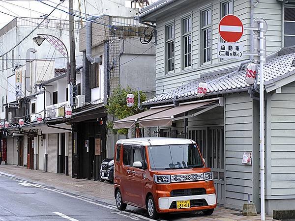 Karatsu a3.JPG