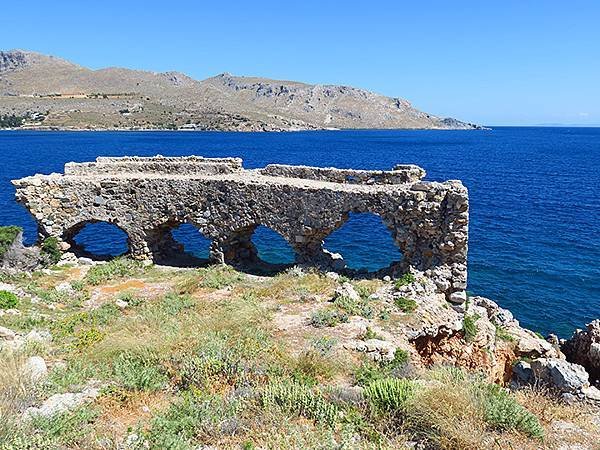 希臘跳島(三十九)‧萊羅斯島(上)‧兩個港口(Leros I