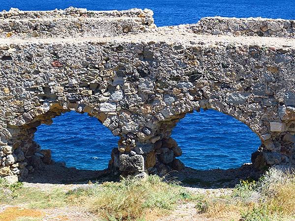 希臘跳島(三十九)‧萊羅斯島(上)‧兩個港口(Leros I