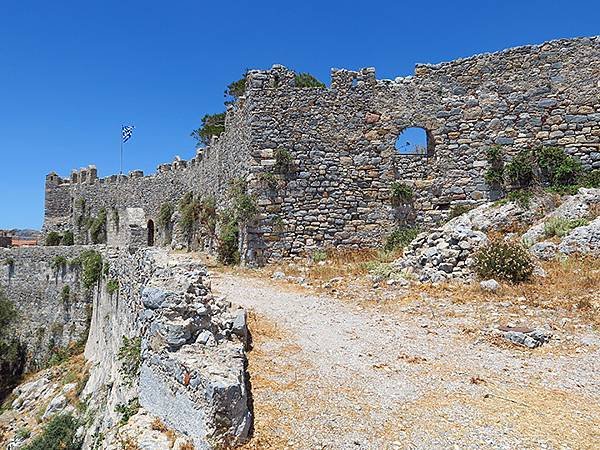 希臘跳島(四十)‧萊羅斯島(下)‧主鎮和城堡 (Leros 