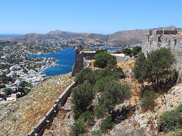 希臘跳島(四十)‧萊羅斯島(下)‧主鎮和城堡 (Leros 