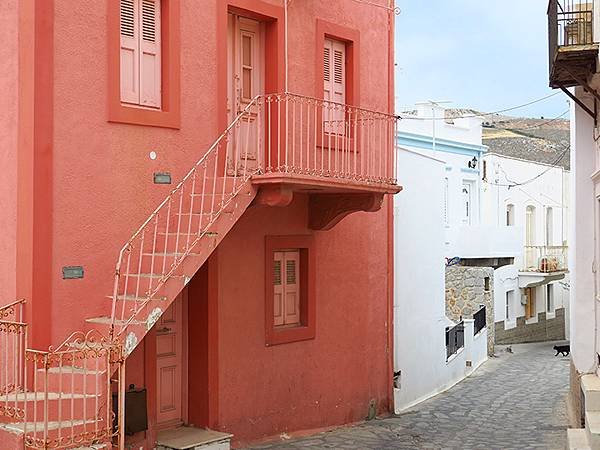 希臘跳島(四十二)‧卡林諾斯島(中)‧兩座城堡(Kalymn