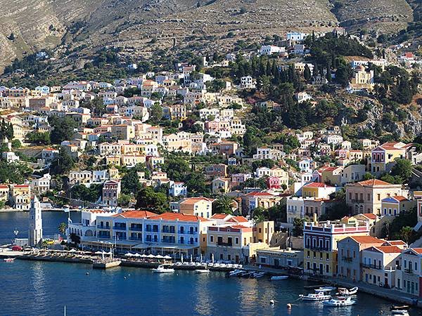 希臘跳島(四十七)‧錫米島(上)‧主鎮和佩迪(Symi I)