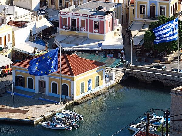 希臘跳島(四十七)‧錫米島(上)‧主鎮和佩迪(Symi I)