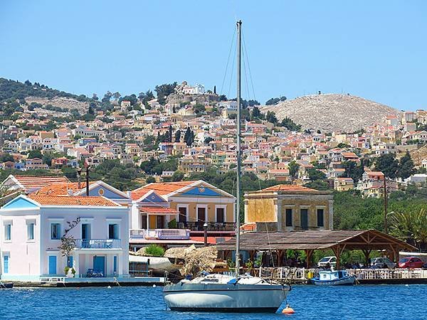 希臘跳島(四十七)‧錫米島(上)‧主鎮和佩迪(Symi I)