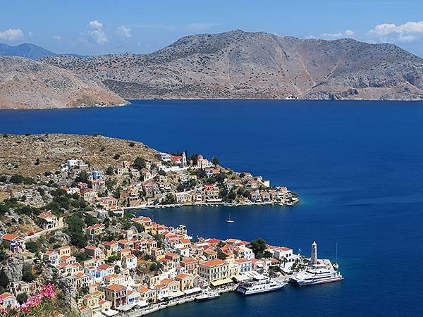 希臘跳島(四十八)‧錫米島(下)‧風車和城堡(Symi II