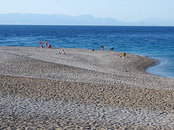 希臘跳島(五十三)‧羅德島(五)‧新城、港口、海灘(Rhod