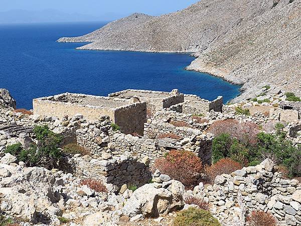 希臘跳島(五十六)‧蒂洛斯島(上)‧吉拉廢村(Tilos I