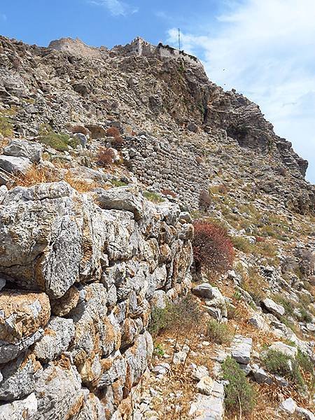 希臘跳島(五十八)‧蒂洛斯島(下)‧大村和城堡(Tilos 