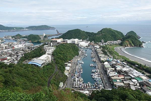 【寵物友善】不定期整理、更新全台寵物友善餐廳及景點，希望能有