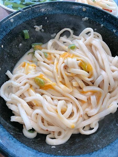 【台中】怒騾子牛肉麵東勢超人氣美食，一天只營業三小時，晚來就