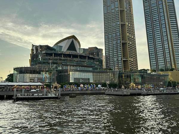 【曼谷】ICONSIAM 暹羅天地  將水上市場搬進室內可以