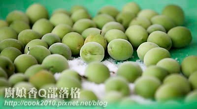 脆梅製作_青梅1公斤加鹽.jpg