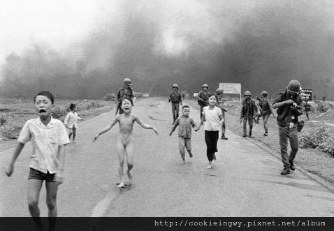 ap_nick_ut_pulitzer_prize_image_1972_vietnam_thg_120606_wblog