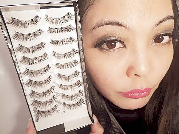 彩妝   ░  甜甜的糖果感 jingluo hand made false eyelashes 靖駱cp值高自然系的假睫毛 ，打造自然感的顏值👁👁_5.jpg