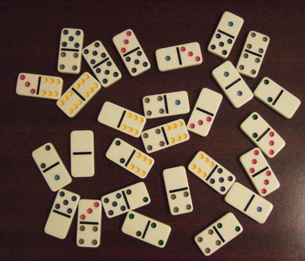 domino2.jpg