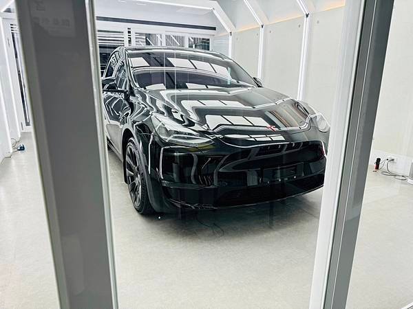 水晶鍍膜-Tesla Model Y
