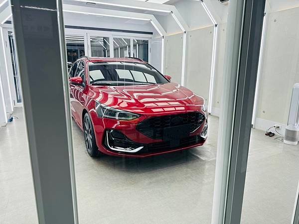 水晶鍍膜-Ford Focus Wagon
