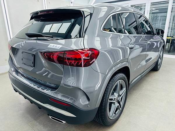 水晶鍍膜-M-Benz GLA