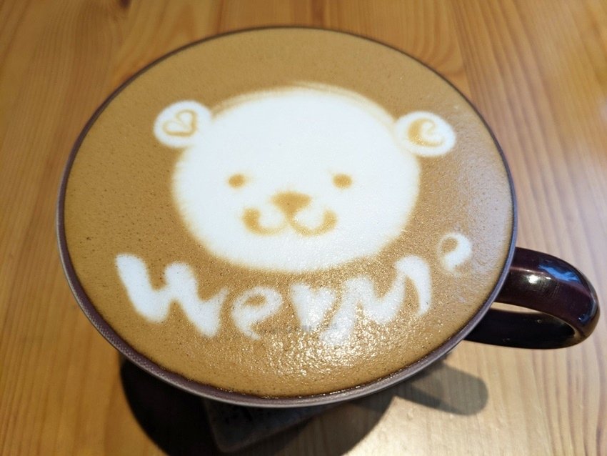 wemecafe25.jpg