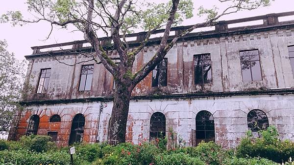 Dominican Hill Retreat House.jpg