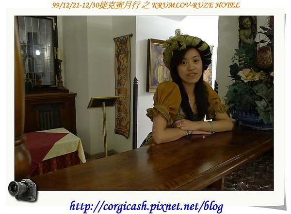 捷克的DAY 1 in  KRUMLOV~RUZE HOTEL