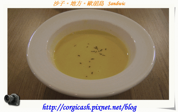 沙子。地方 Sandwic~雙醬起司漢堡牛肉