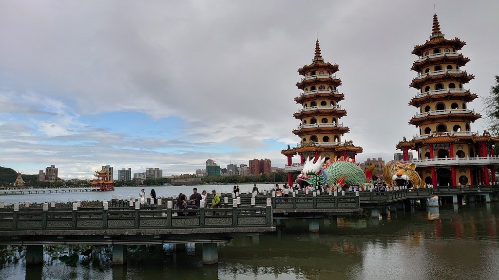 高雄-蓮花潭龍虎塔 - 2019.12.28.台南、高雄三日遊