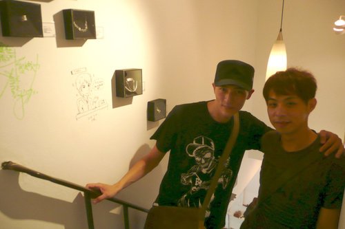 ap_F23_20110730101354871.jpg