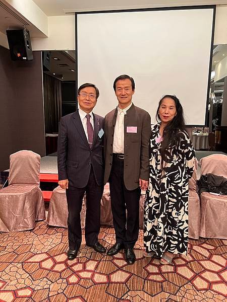 ★李永然律師出席臺北市美好人生協會月例會，聆聽知名京劇演員吳