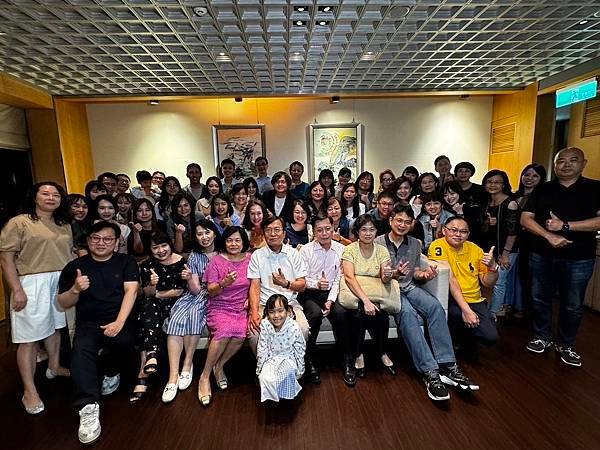 ★李永然律師出席永然職工福利委員會舉辦餐敘，與員工開心相聚