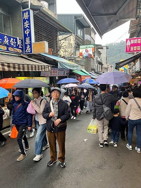★李永然律師利用春節連假前往新竹合興車站及內灣老街遊覽