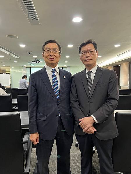 ★李永然律師與永然聯合法律事務所桃園所許啟龍主任律師前往台北