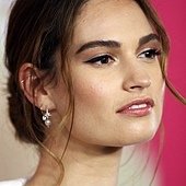 Lily James 莉莉詹姆斯