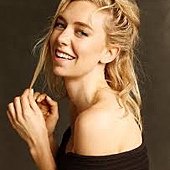 Vanessa Kirby 凡妮莎寇比