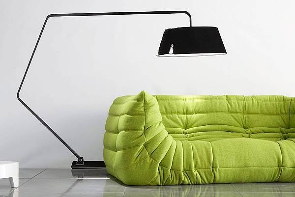 togo-sofa-by-ligne-roset-01