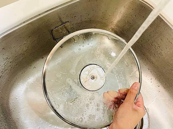 







農藥殘留解決方案，使用南僑水晶食器洗滌液體皂