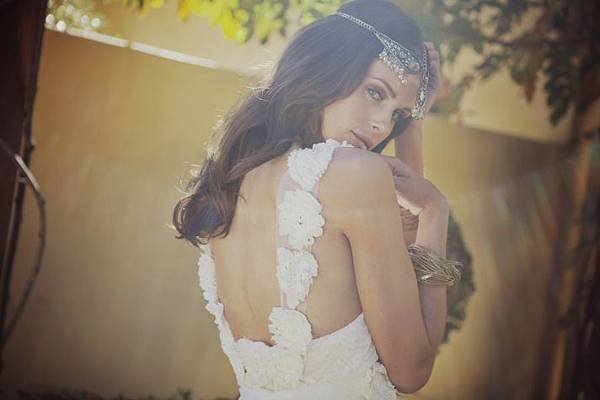 2013-wedding-dress-trends-statement-backs-grace-loves-lace__full