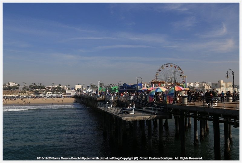 IMG_7301santa monica beachSanta Monica.JPG