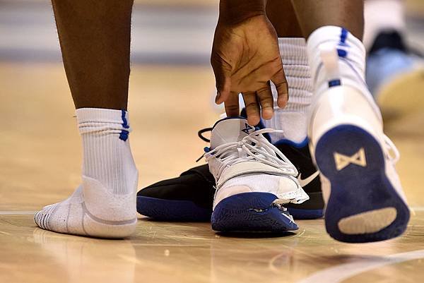 zion-williamson-nike-injury-tiffany-beers-01-1200x800.jpg