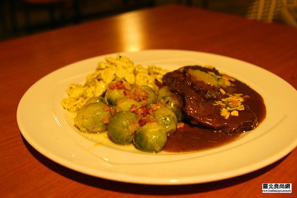 勒妮席式燉牛肉.jpg