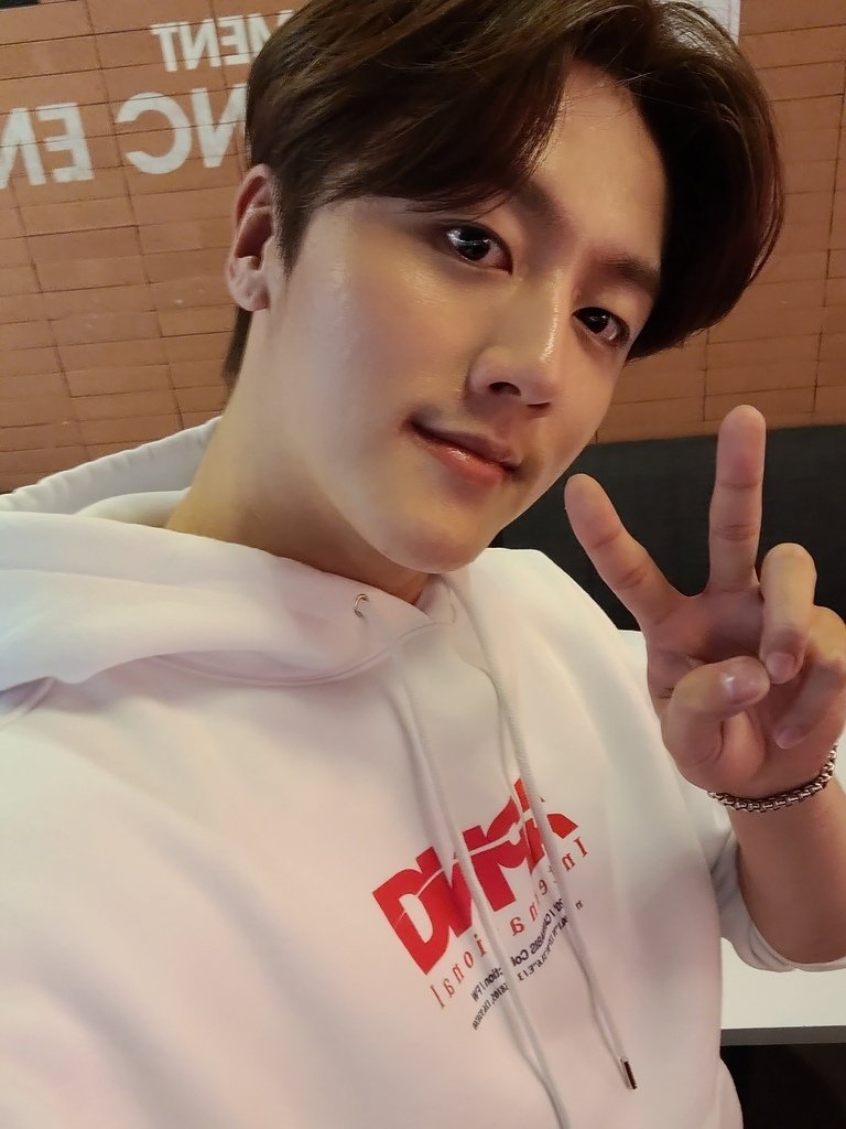 /tmp/phpFre2bD