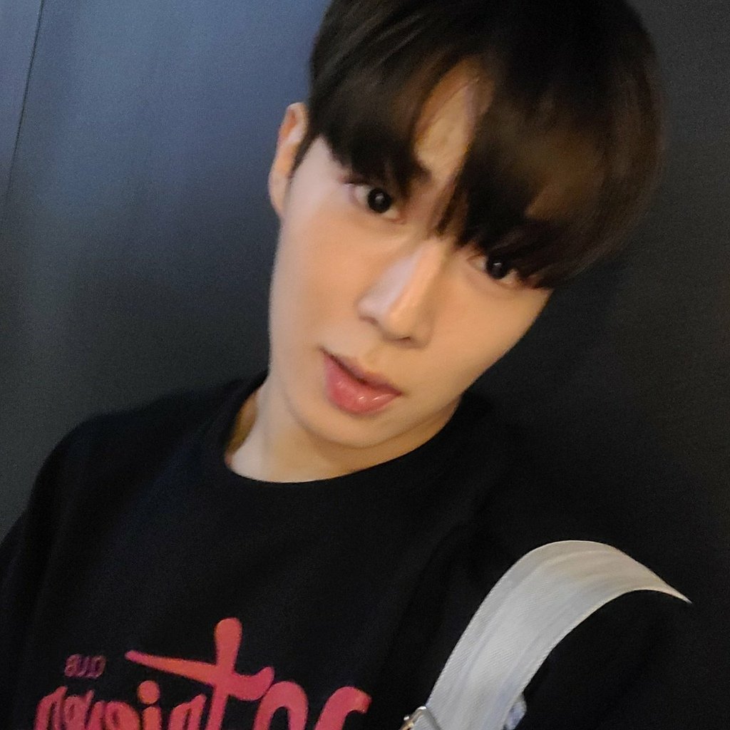 /tmp/phpCMdOcW