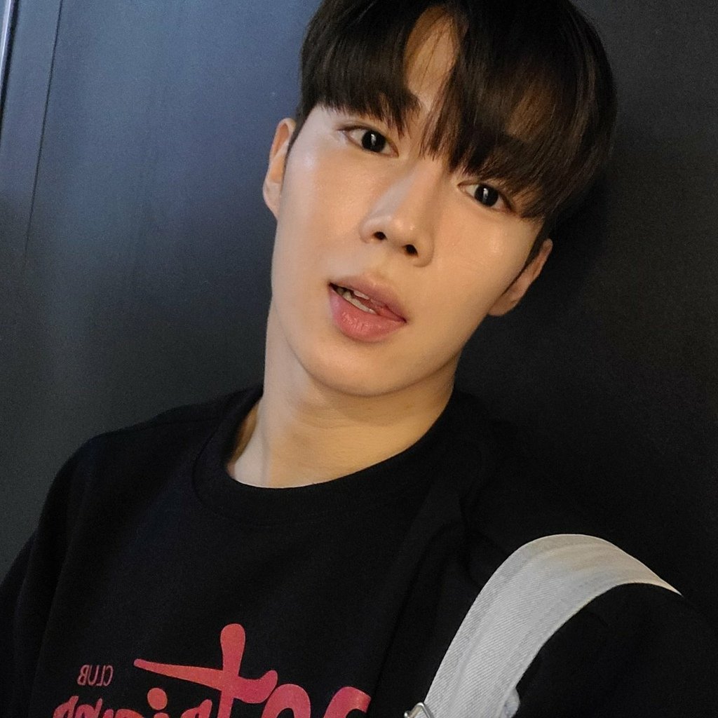 /tmp/phpNViEU7