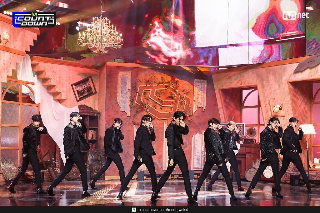 SF9_4.jpg