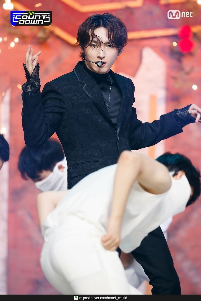 SF9_37.jpg