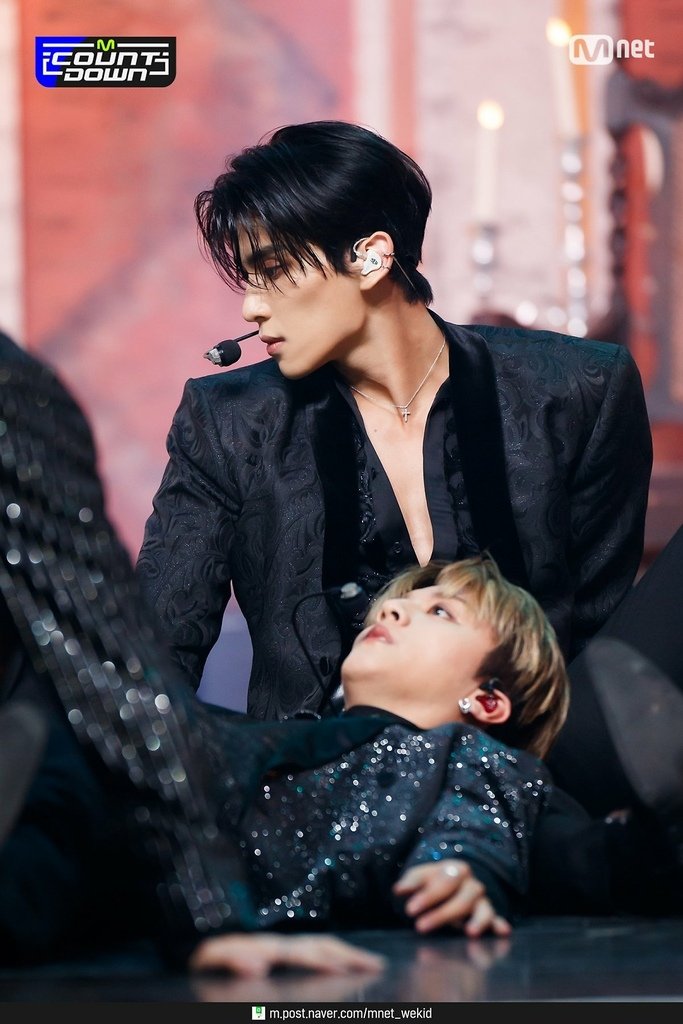 SF9_42.jpg